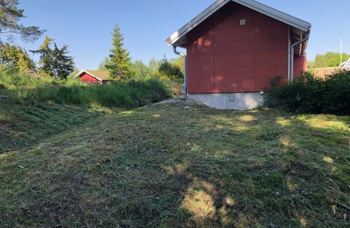 Stenungsund Cabin | Small House Near the Center of Stenungsund