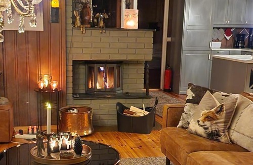 Lardal Municipality House | Solhytta Fantastisk beliggenhet! Hytte til leie på Skrim!