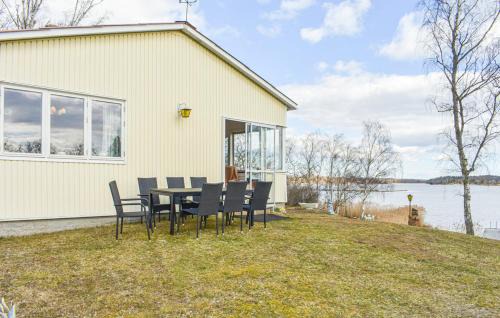 Listerby House | Sommarstuga med strandtomt