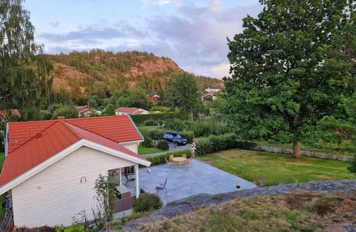 Munkedal Cottage | Sommeridyll – 5 min til barnevennlig sandstrand