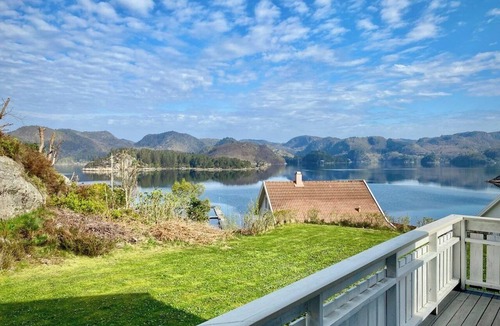 Spangereid Cabin | Southern Norway Cabin with Private Beach and Boat