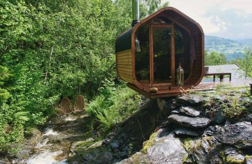Voss Apartment | Spa Villa - Sauna, Hot Tub & Private Waterfall