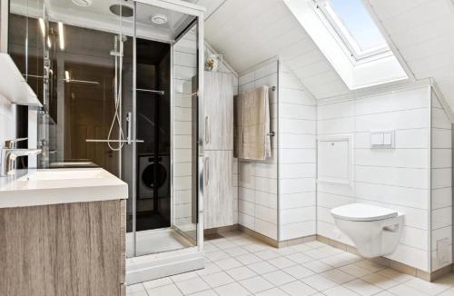 Fannrem Apartment | Spacious 3-Bedroom Apartment with Balcony and Free Parking Orkland near Trondheim
