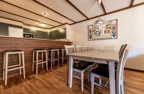 Salen Apartment | Spacious 4 Bedroom Apartment in the Midst of Skiing, Hiking & Biking