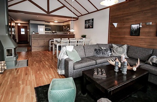 Salen Apartment | Spacious 4 bedroom apartment in the midst of skiing, hiking & biking