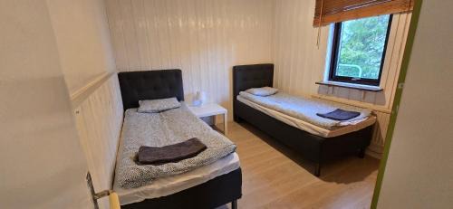 Torslanda Villa | Spacious 7BR Villa with Parking for Large Groups