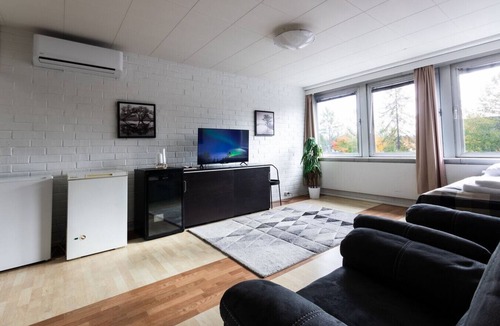 Vantaa Apartment | Spacious and cozy 2 bedroom apartment for 7