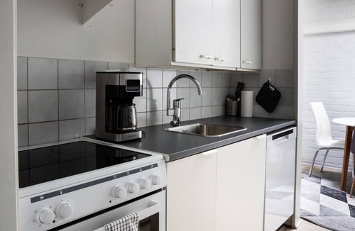 Vantaa Apartment | Spacious and cozy 2-room apartment for 4 – Kaivoksela, Vantaa