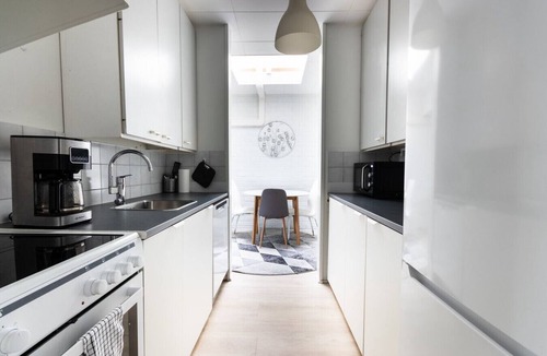 Vantaa Apartment | Spacious and cozy 2-room apartment for 4 – Kaivoksela, Vantaa