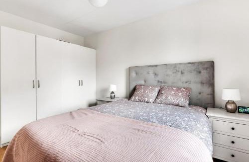 Sundbyberg Municipality Apartment | Spacious apartment close to Stockholm city & Mall