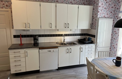 Vimmerby Apartment | Spacious apartment with lake view only 15 minutes from Vimmerby | SE05089