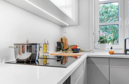 Bergenhus Apartment | Spacious Bergen Apartment with Terrace & Parking