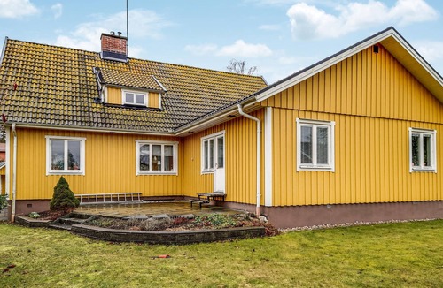 Brosarp House | Spacious cottage for your next hiking vacation