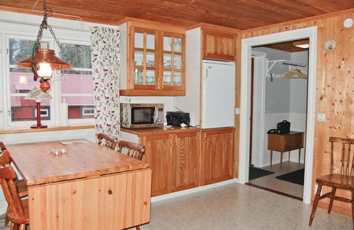 Holmsjo House | Spacious cottage in a quiet location in the forest east of Holmsjö and Nävragöl.