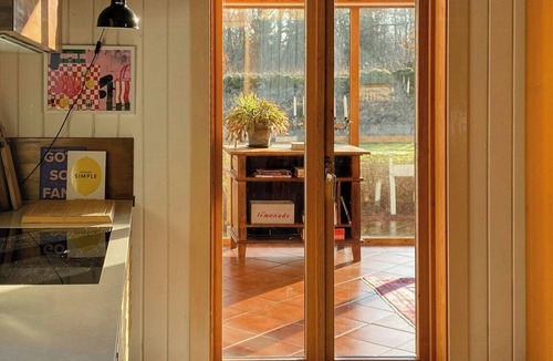 Tvaaker House | Spacious farm by Åkulla beech forests