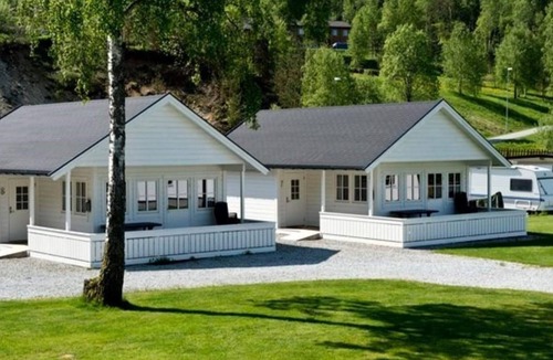 Kinsarvik House | Spacious Holiday Home in Kinsarvik