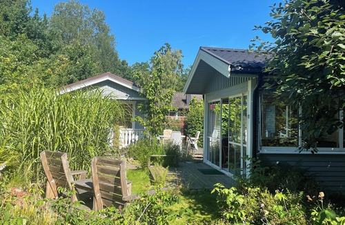 Rockneby House | Spacious holiday home in the immediate vicinity of the water in Småland