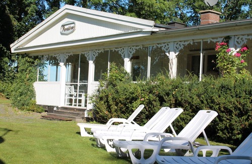 Ulricehamn Municipality House | Spacious holiday house with lakeview in Ulricehamn