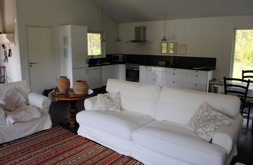 Vaxtorp House | Spacious house. Big garden, hot tub and peaceful surroundings. Pet friendly.