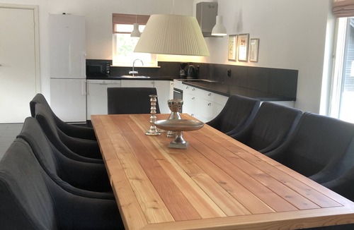 Vaxtorp House | Spacious house. Big garden, hot tub and peaceful surroundings. Pet friendly.