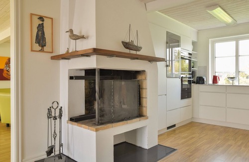 Karehamn Villa | Spacious house - Jacuzzi - Sauna - four bedrooms - three bathrooms