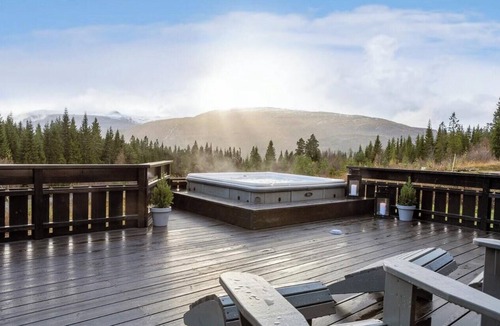 Voss House | Spacious modern cabin in a quiet setting on Voss
