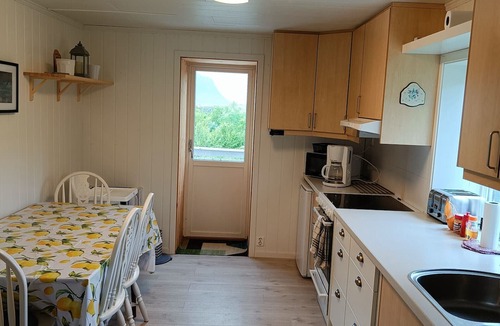 Vestvagøy House | Spacious Oceanfront house in the Heart of Lofoten