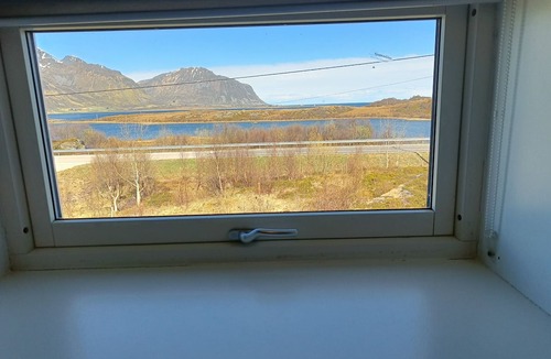 Vestvagøy House | Spacious Oceanfront house in the Heart of Lofoten