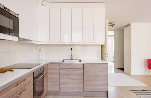Leppavaara Apartment | Spacious room in Helsinki, Aalto