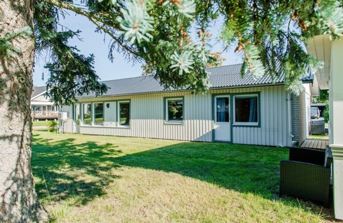 Staden Villa | Spacious Villa in the high coast