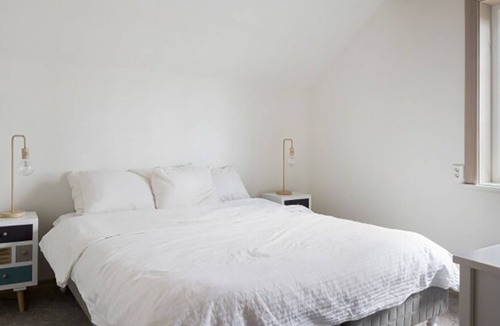 Enkoping Municipality Villa | Spacious villa with pool on private location