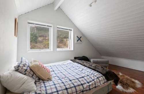 Fyllingsdalen House | Spacious villa with terrace & car charger Bergen