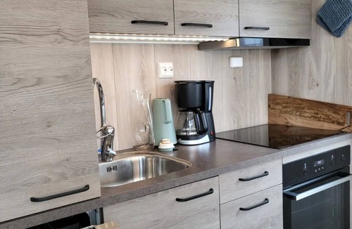 Ballstad Cabin | Spektakulær rorbu i autentiske omgivelser