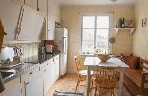Stjarnhov House | Spend relaxing days in this charming holiday home in charming Sörmland.