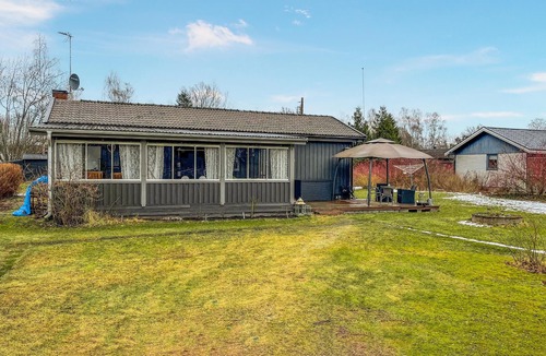 Arboga House | Spend wonderful vacation days in this house at Hjälmaren