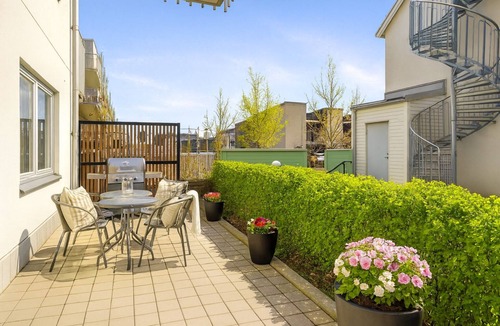 Limhamn Apartment | Spring Paradise