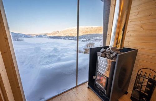 Skeikampen Villa | Stamp and Sauna! Small Farm With Fantastic View!