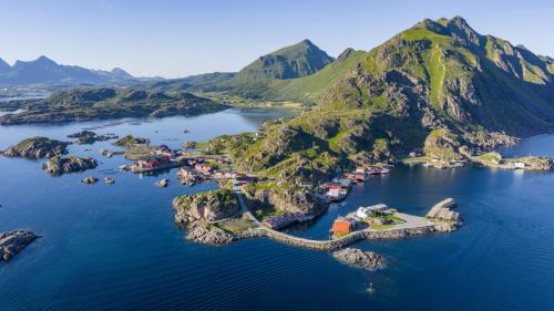 Vestvagøy Hotel | Statles Rorbu- og Konferansesenter AS