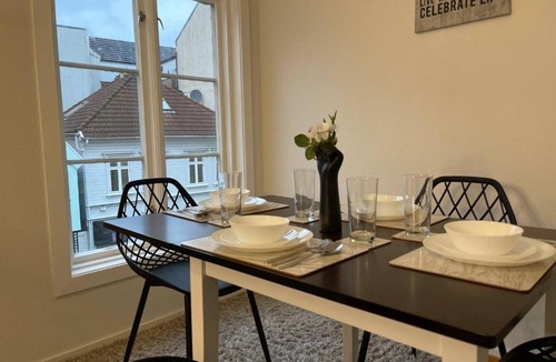 Stavanger Apartment | Stavanger BnB 15 Central Apartment with Private Sauna Billiards