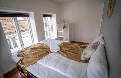 Stavanger Apartment | Stavanger BnB 15 Central Apartment with Private Sauna Billiards