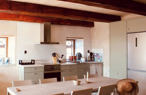 Burgsvik Apartment | Stay next to the viticulture in Hamra close to sea