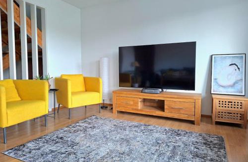 Kristiansand Apartment | Stay Together in One Spacious 3 Storey Home Private Comfortable Ideal for Groups