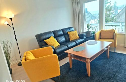 Kristiansand Apartment | Stay Together in One Spacious 3 Storey Home Private Comfortable Ideal for Groups