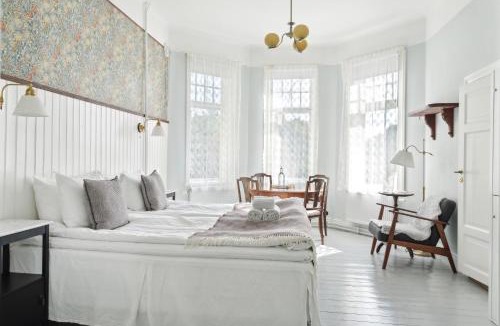 Rostanga Bed & Breakfast | STF Villa Söderåsen B&B