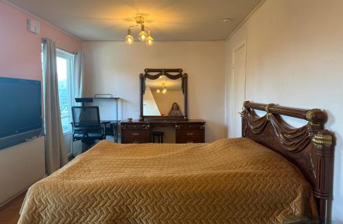 Ella park House | Stockholm City Room for digital Nomads Elegance & Comfort - Tryggt & Privat - Room3