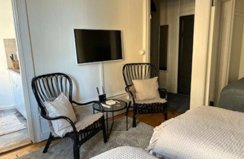 Norrmalm Apartment | Stockholm Loft Haven 3 Beds in a 1- Bedroom Gemn
