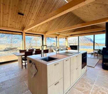 Vestvagøy House | Storøya Lodge Lofoten