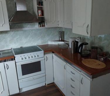 Ostersund Villa | Stor villa i lantlig miljö i Torvallaby Östersund Jämtland