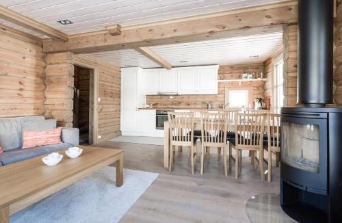 Møre og Romsdal Apartment | Stranda Fjellgrend 3 bedrooms - 68B