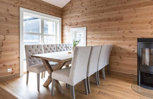 Møre og Romsdal Apartment | Stranda Fjellgrend 3 bedrooms and loft - 80C